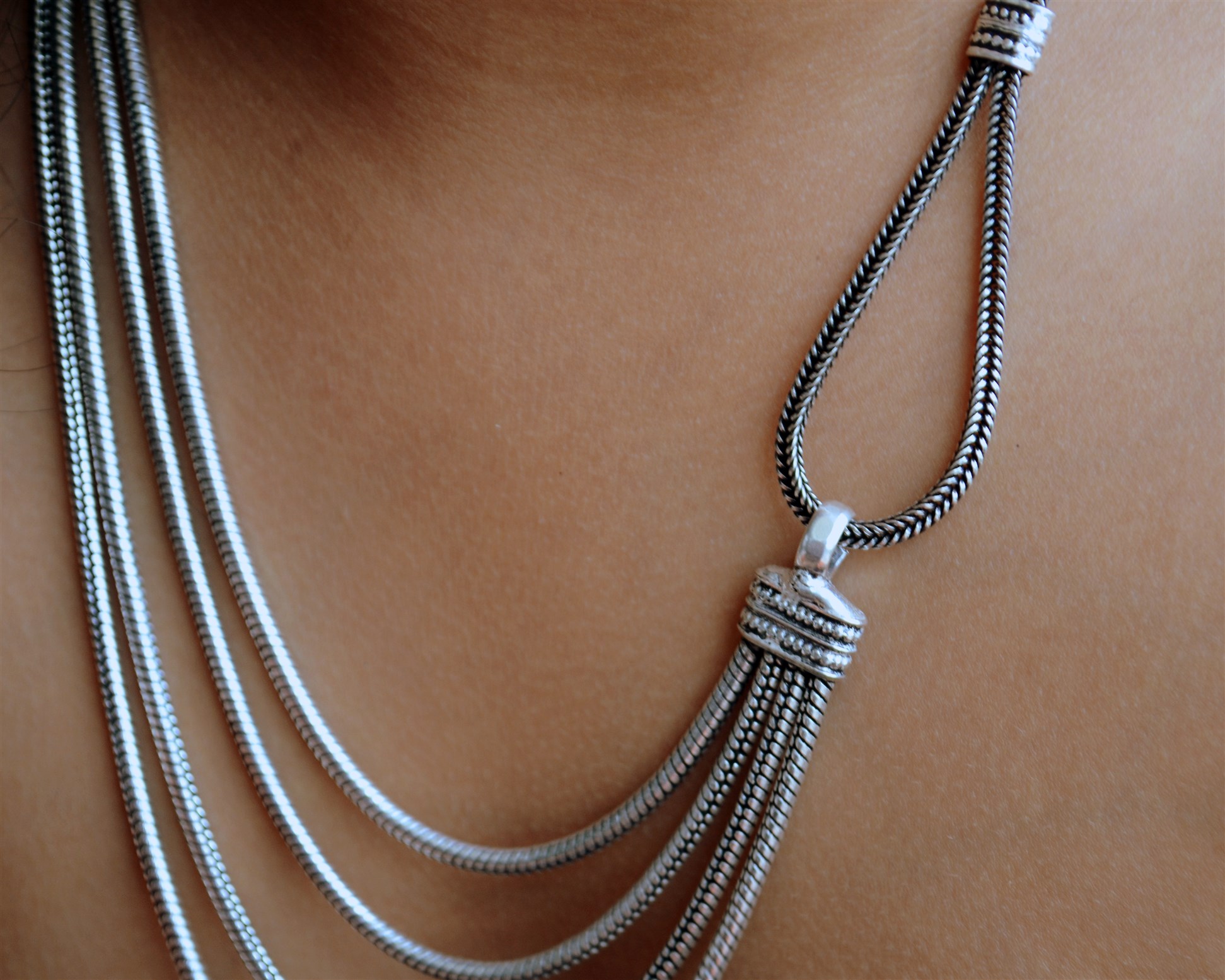 Modern silver necklaces uk