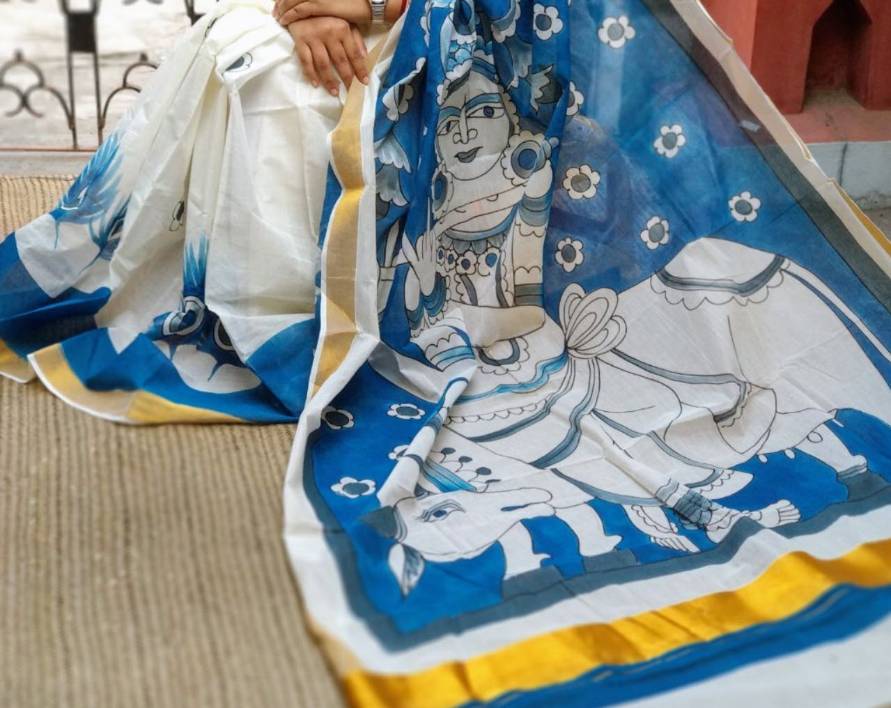 Buy Unnati Silks Off White Printed Saree With Blouse for Women's Online @  Tata CLiQ