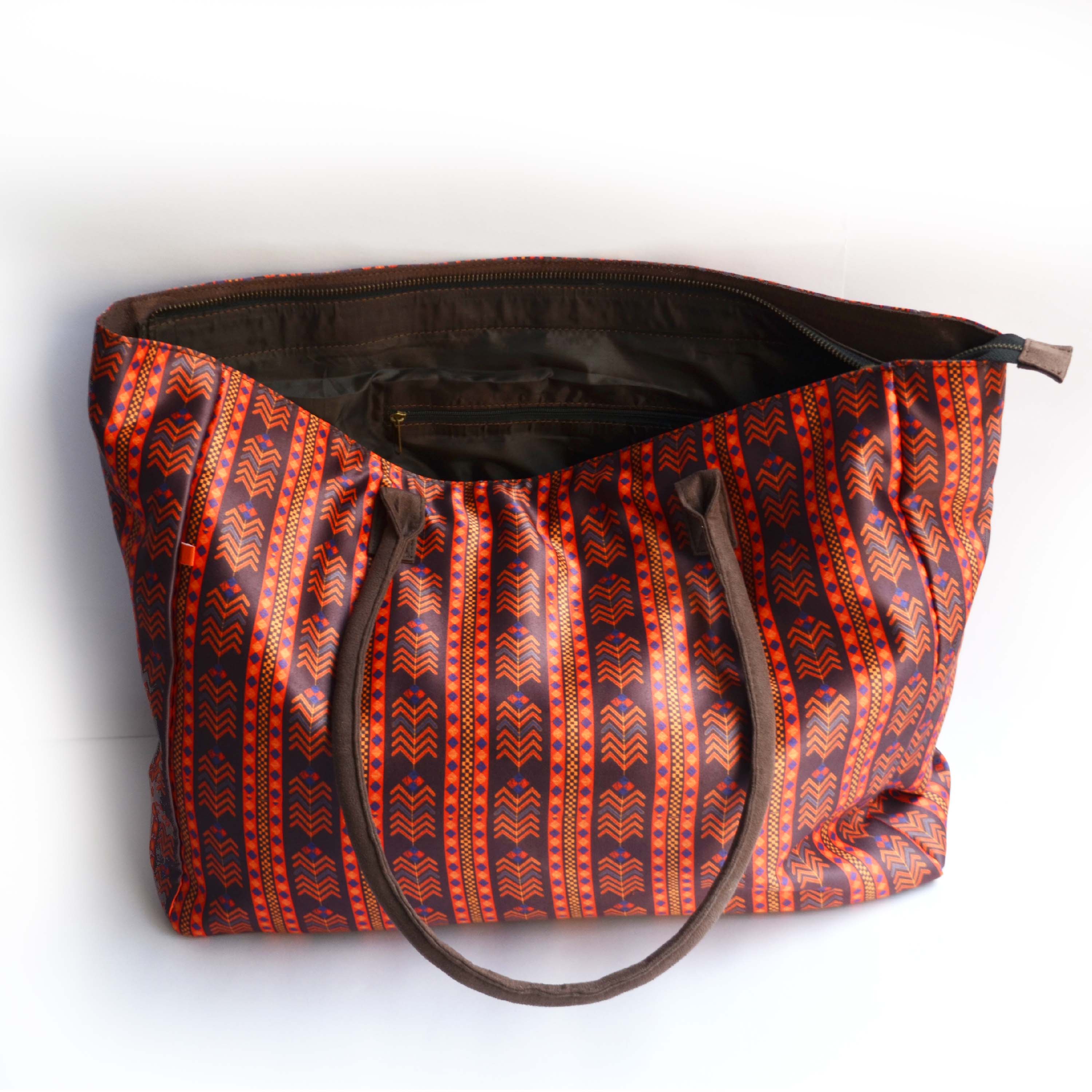 Border Bag - Bags and Belts Women Accessories | World Art Community