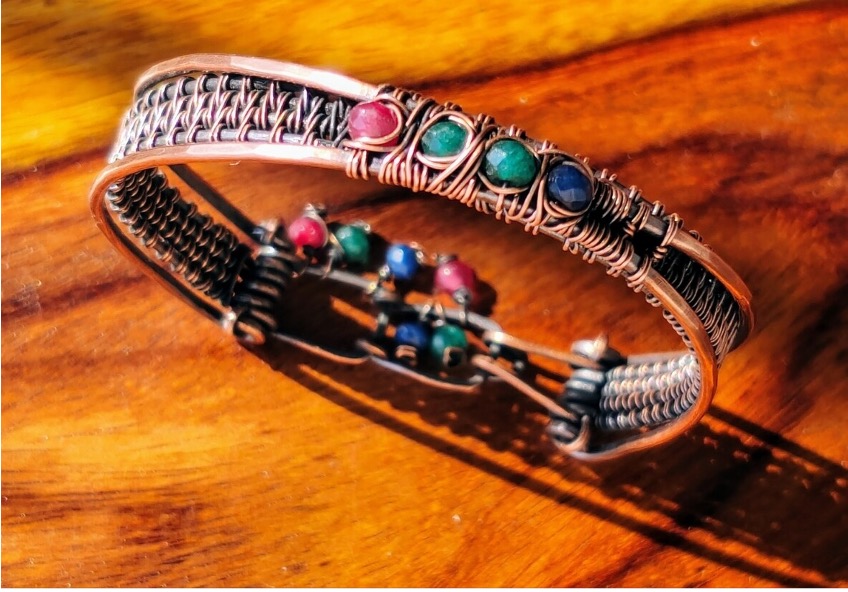 How to Make a Braided Wire Bangle Bracelet with Cyan Acrylic Beads-  Pandahall.com